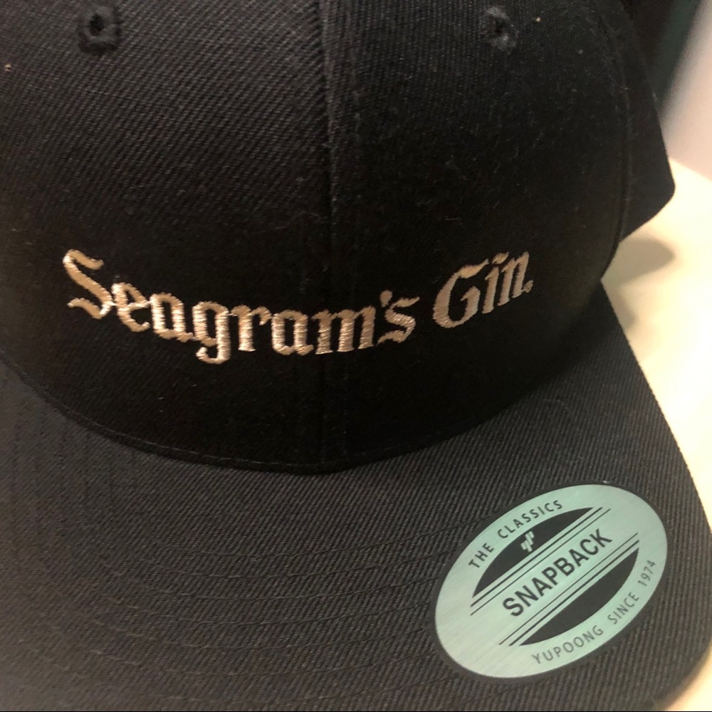 Seagrams gin hat